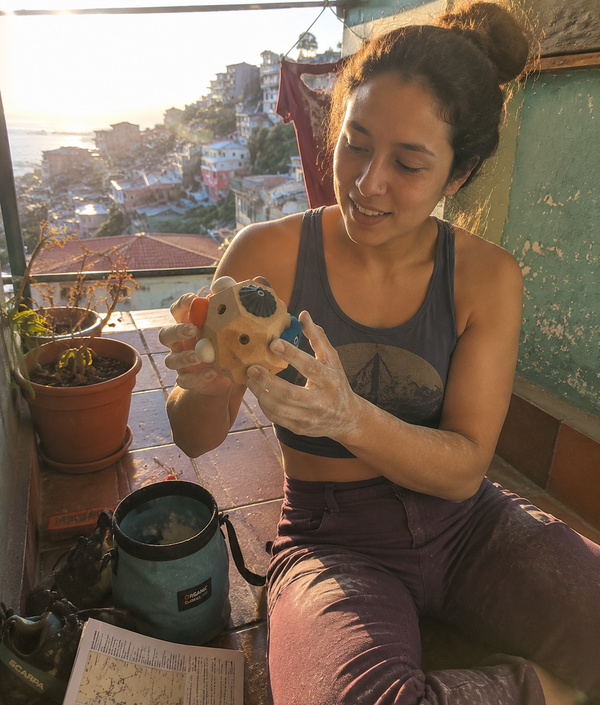 Ana Martínez.